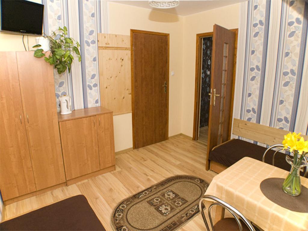 Domki I Pokoje -Blisko Morza - U Beaty - Chlapowo, Władysławowo Rum bild